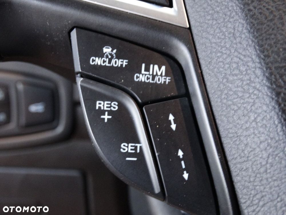 Ford Edge - 21