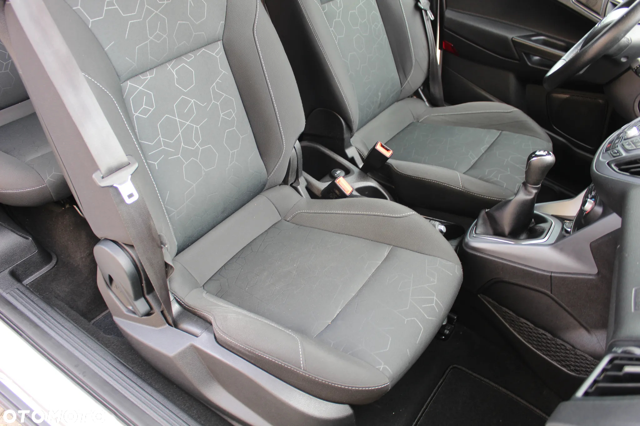Ford B-MAX - 23