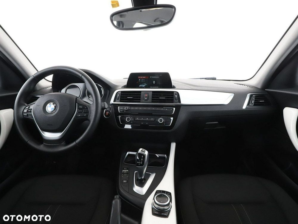 BMW Seria 1 118d Urban Line - 16
