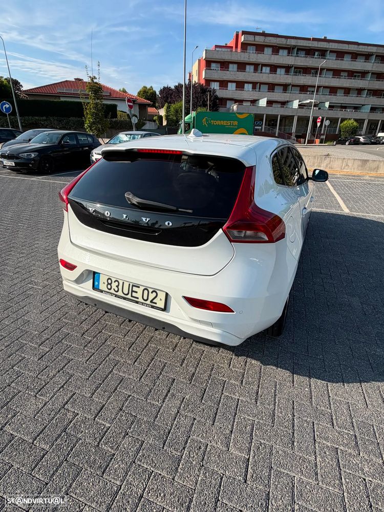 Volvo V40 D2 - 6