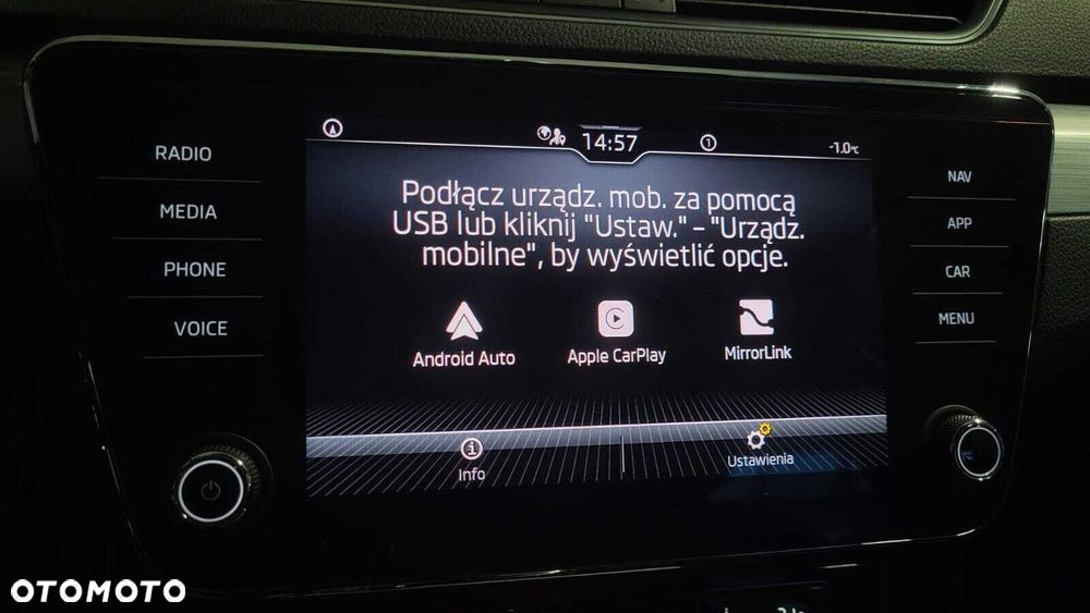 Skoda Superb 2.0 TSI Ambition DSG - 33