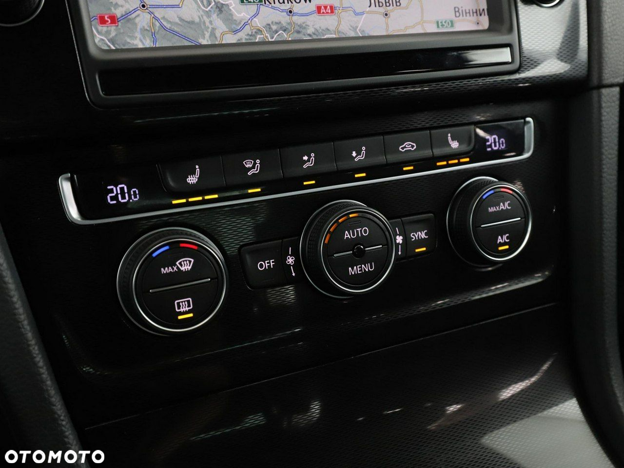 Volkswagen Golf 1.4 GTE Plug-In-Hybrid DSG - 29