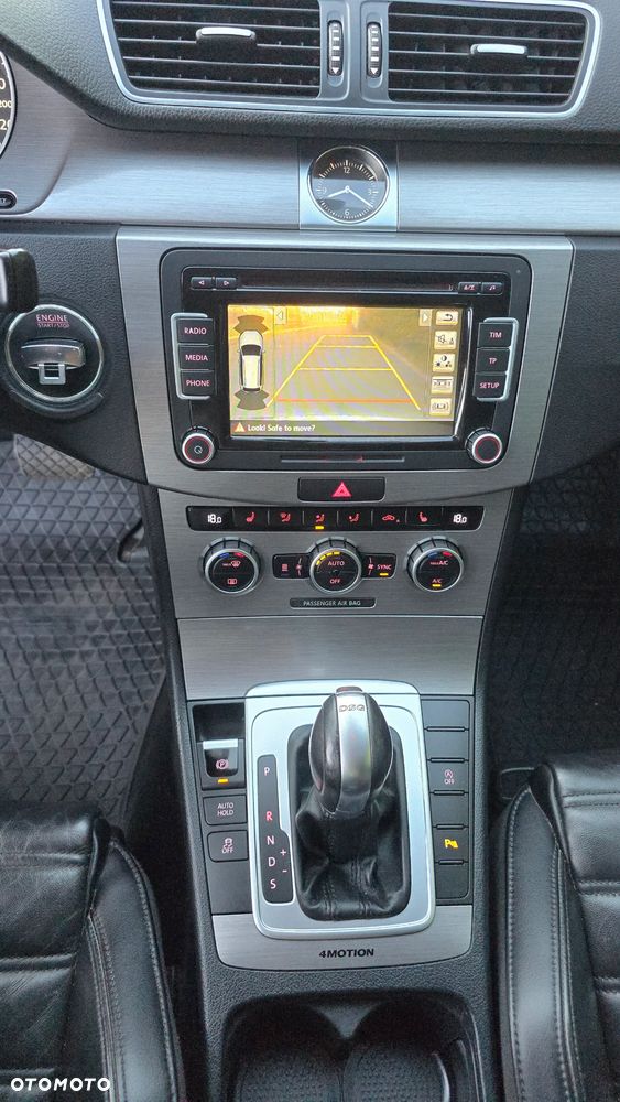 Volkswagen Passat 2.0 TDI 4Motion DSG BlueMotion Tech R-Line - 10