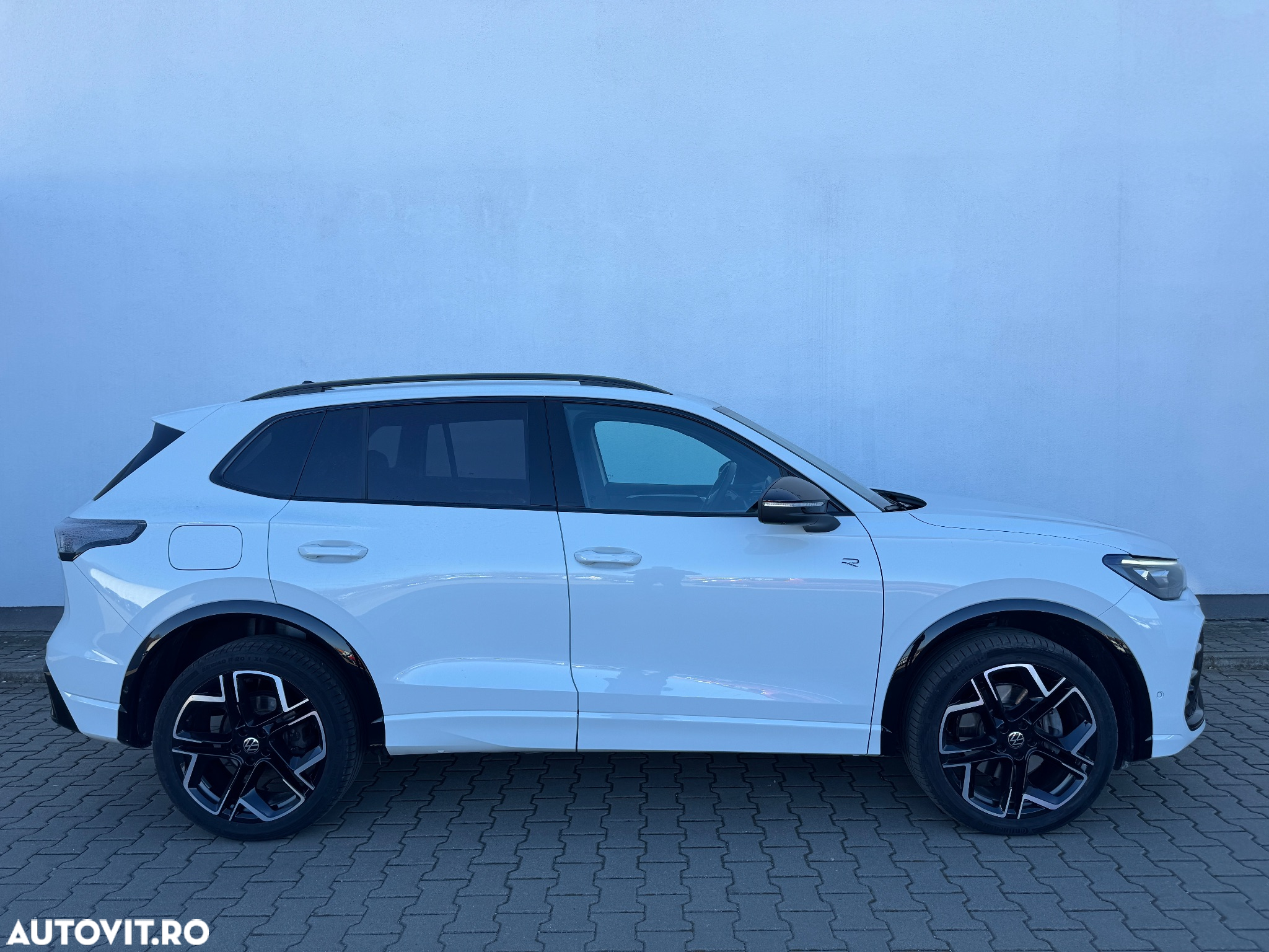 Volkswagen Tiguan 2.0 TDI DSG 4Motion R-Line - 24