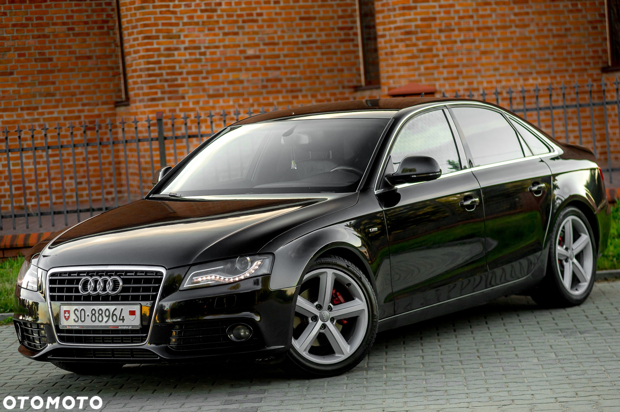 Audi A4 Avant 2.0 TDI DPF quattro S line Sportpaket - 6