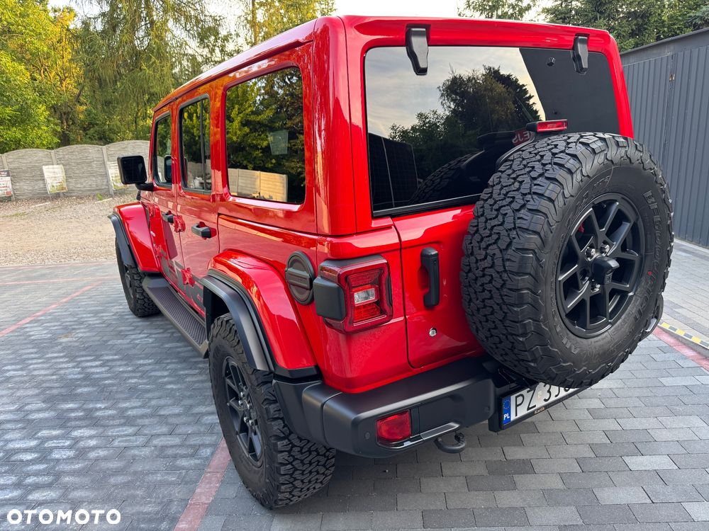 Jeep Wrangler - 12