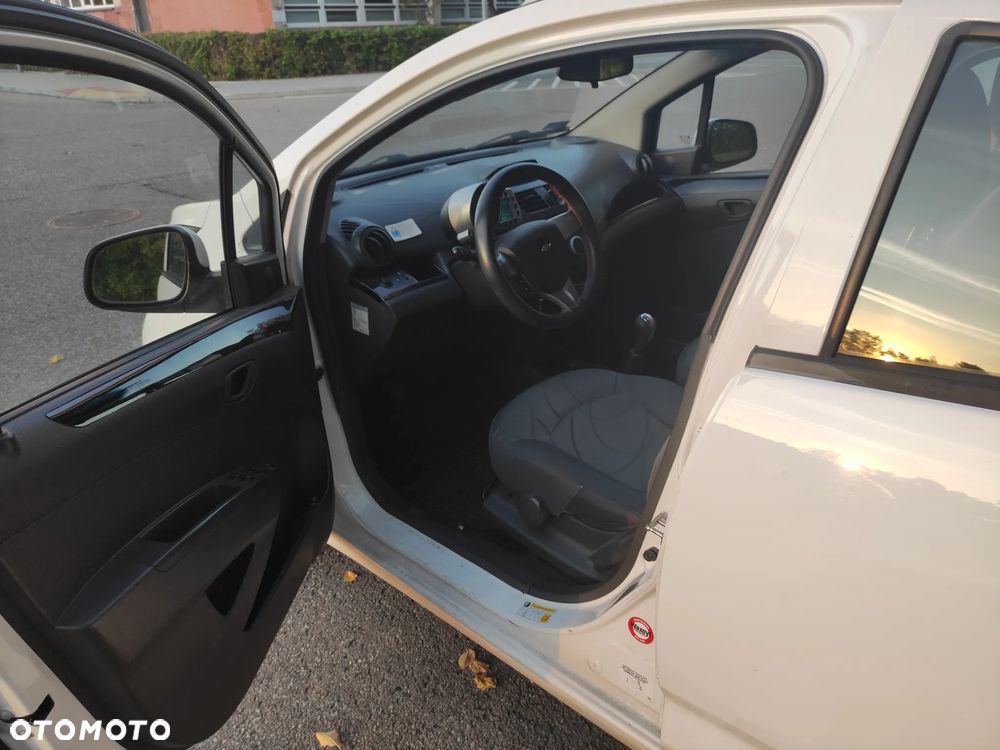 Chevrolet Spark - 5