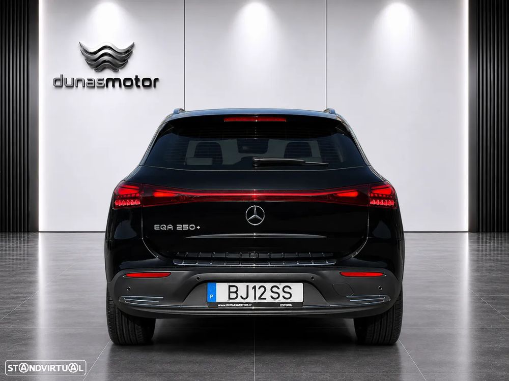 Mercedes-Benz EQA 250+ Progressive - 3