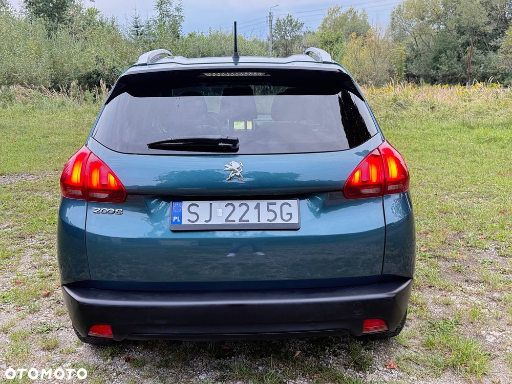Peugeot 2008 1.2 Pure Tech Style - 13