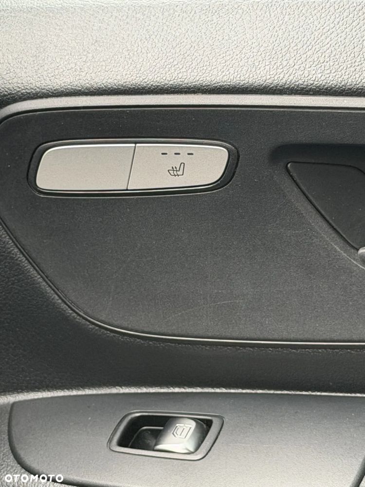 Mercedes-Benz Vito - 22