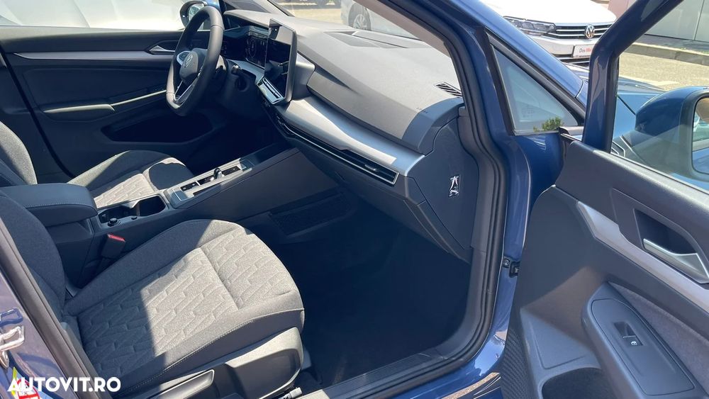 VOLKSWAGEN Golf 2025 — imagine 6