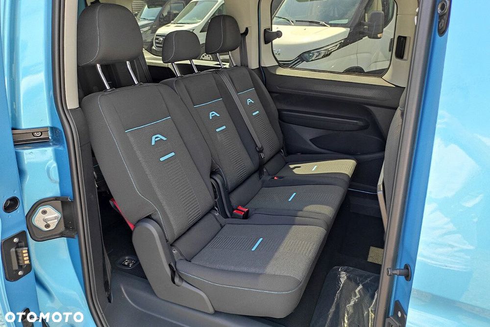 Ford Tourneo Connect - 20