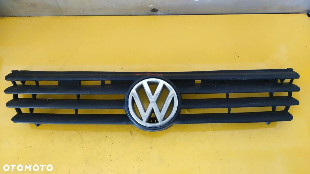 ATRAPA GRILL VW PASSAT B4 - 1