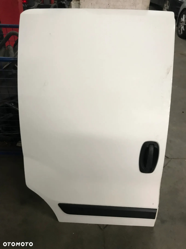FIAT FIORINO 249 DRZWI PRAWE PRZESUWNE