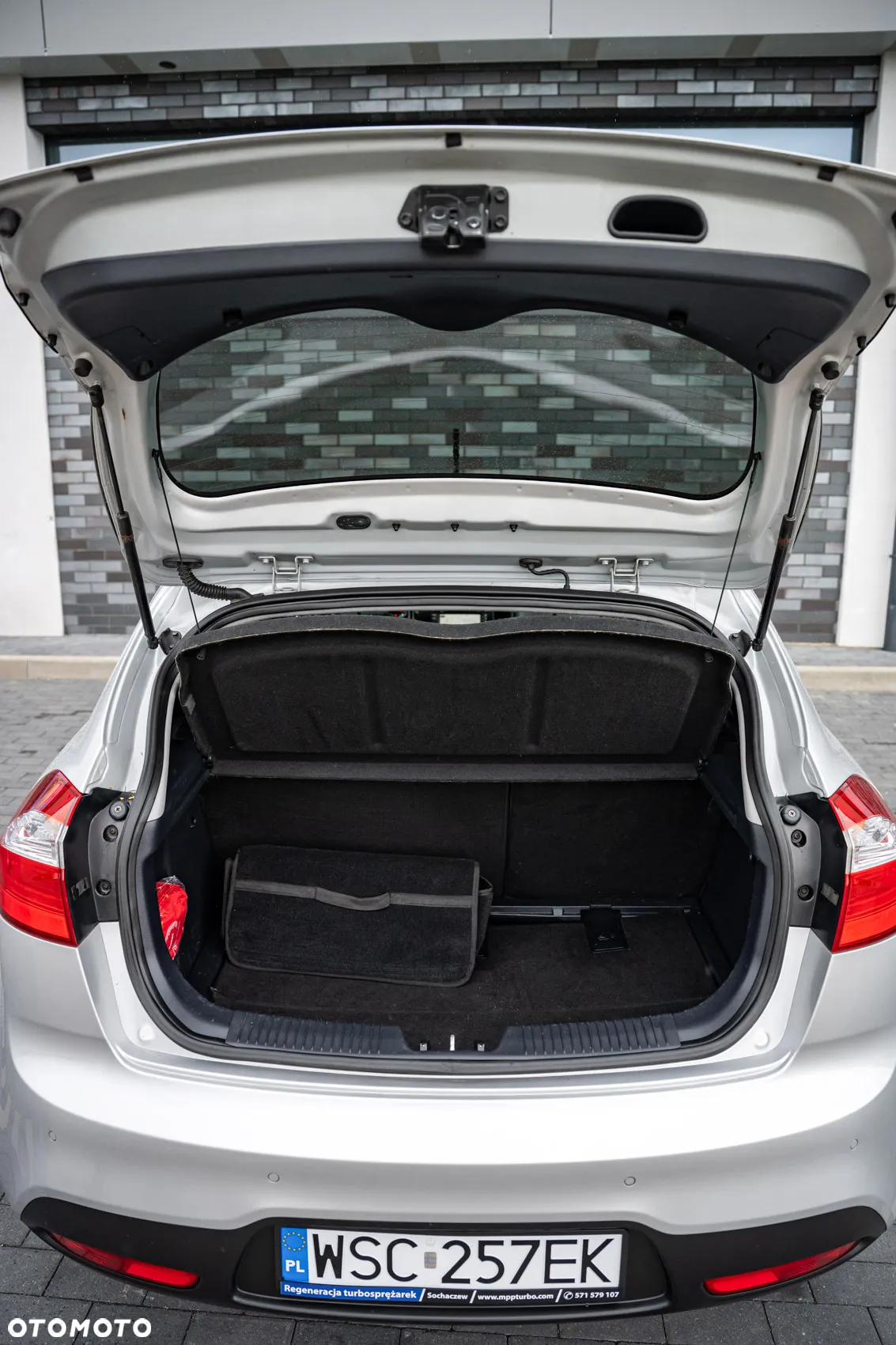 Kia Rio 1.2 Dream Team Edition - 25