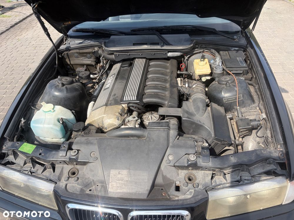 BMW Seria 3 - 10