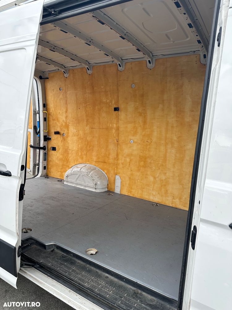 Volkswagen Crafter 3,5 Furgon L3H3 - 5
