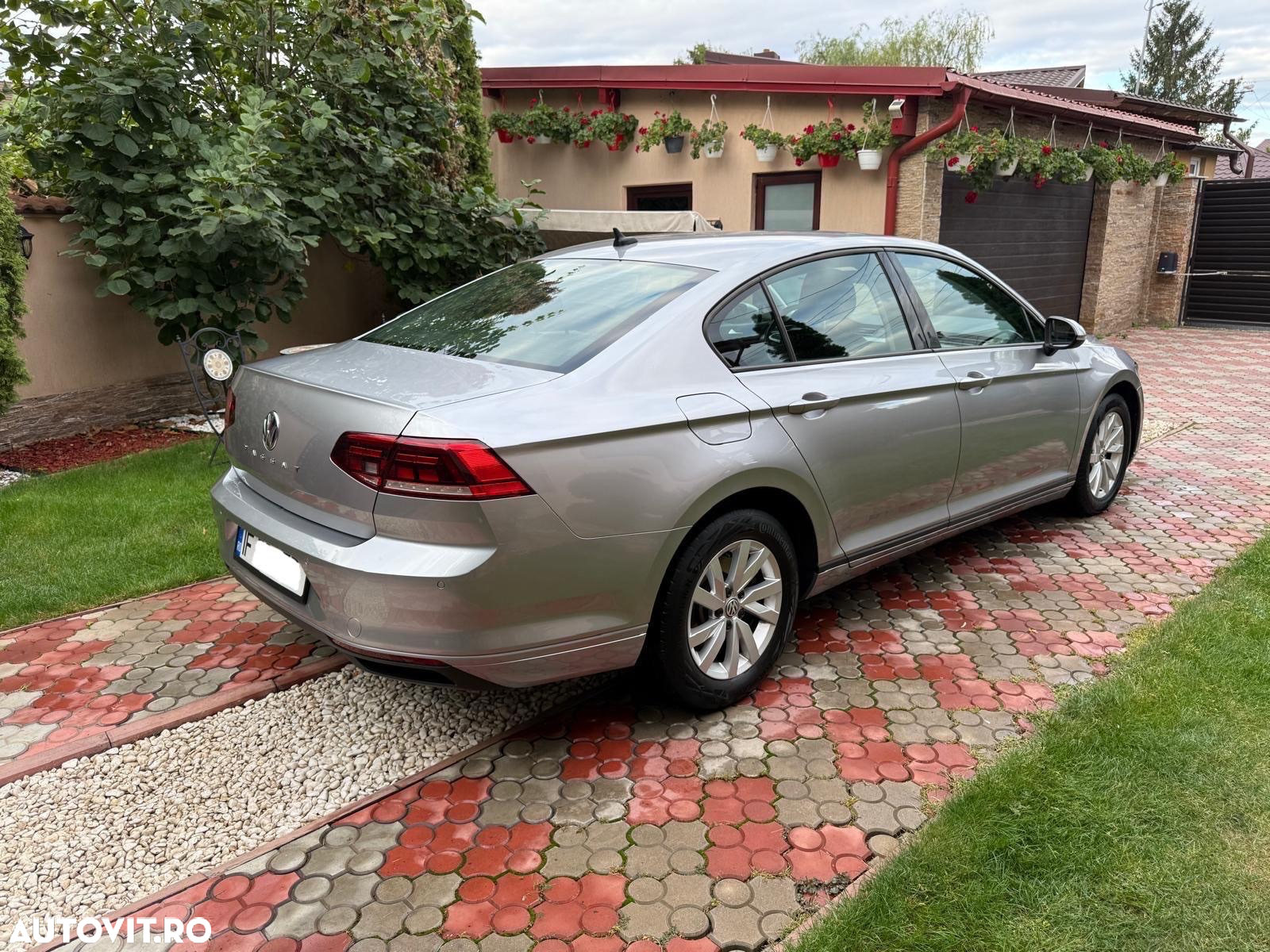 Volkswagen Passat Variant 1.5 TSI ACT OPF DSG Comfortline - 12