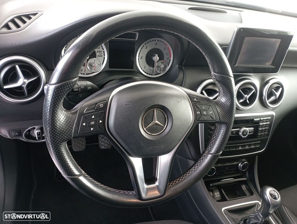 Mercedes-Benz A 180 CDI BE Urban - 12