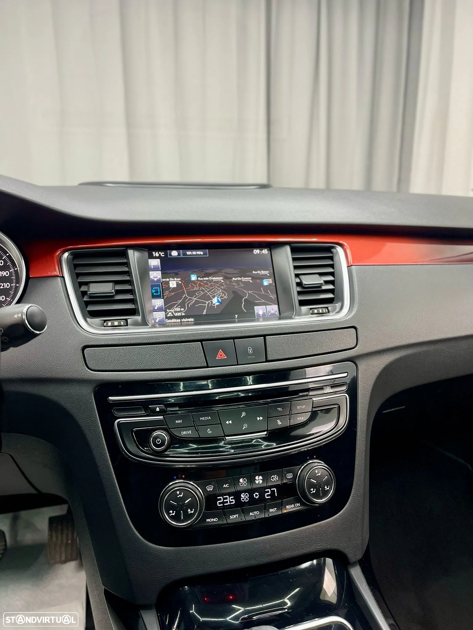 Peugeot 508 RXH 2.0 HDi Hybrid4 2-Tronic - 11