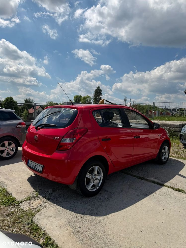 Hyundai i20 1.2 Classic + - 5