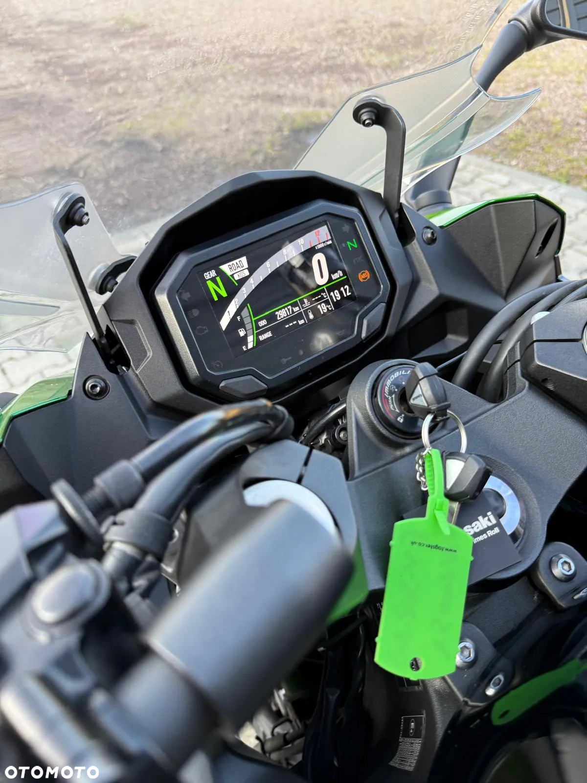 Kawasaki Ninja 1000 SX - 19