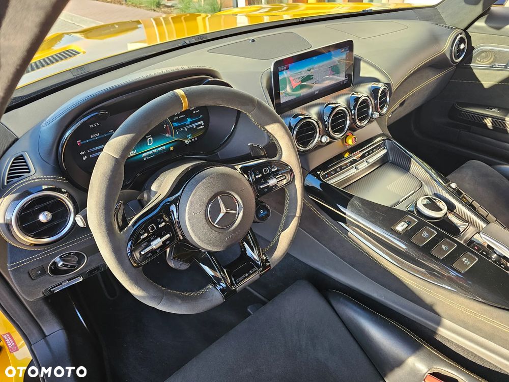 Mercedes-Benz AMG GT R - 21