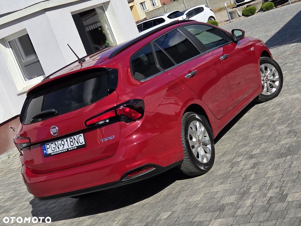 Fiat Tipo 1.4 16v Lounge EU6d - 33