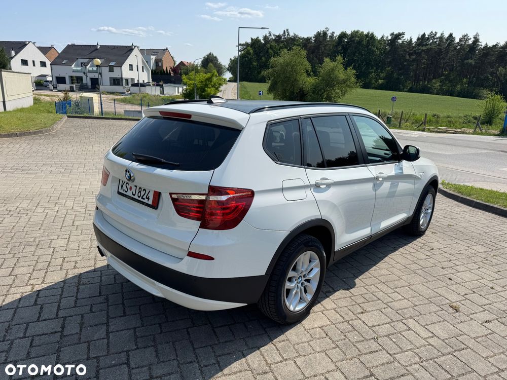 BMW X3 xDrive28i Sport-Aut - 8