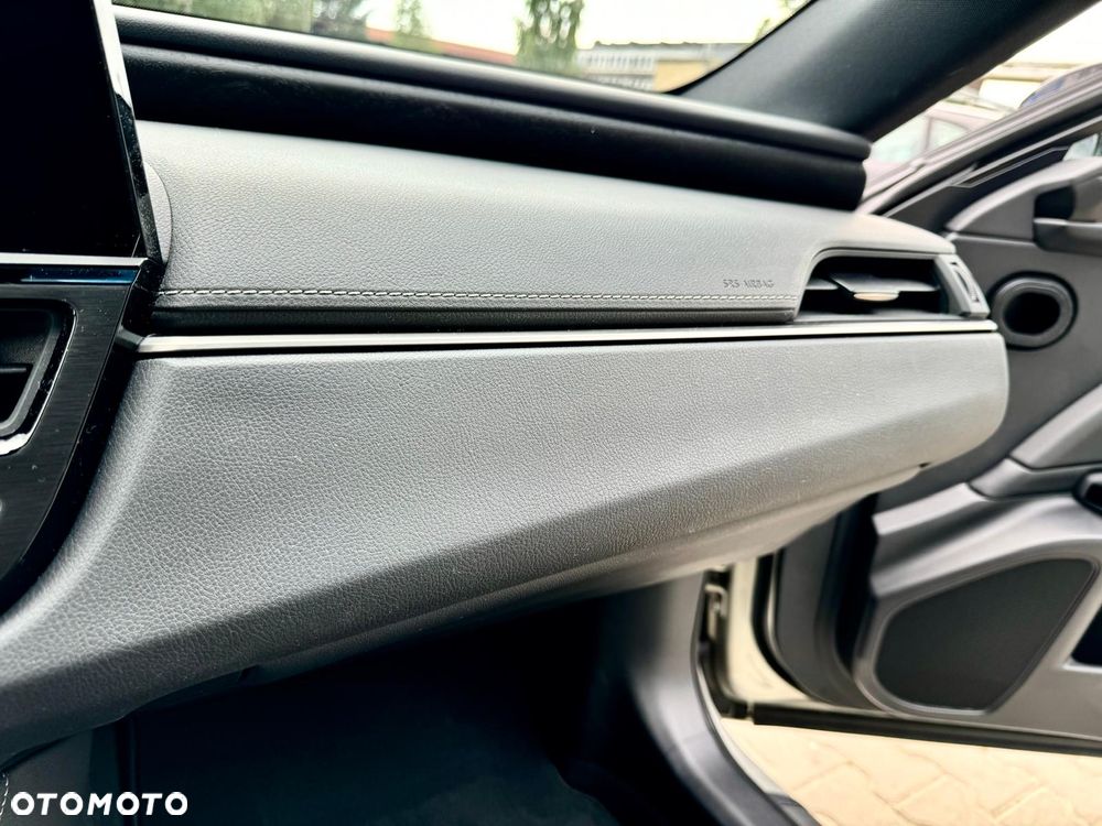Lexus ES 300h Prestige - 23