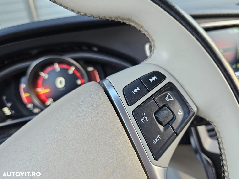 Volvo V40 D2 Geartronic - 26