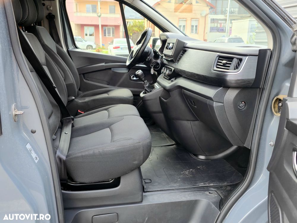 Renault Trafic 2.0 Blue dCi 145 Combi L2H1 7+1 locuri Expression - 6