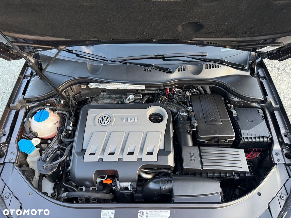Volkswagen Passat 2.0 Blue TDI DPF Comfortline - 35