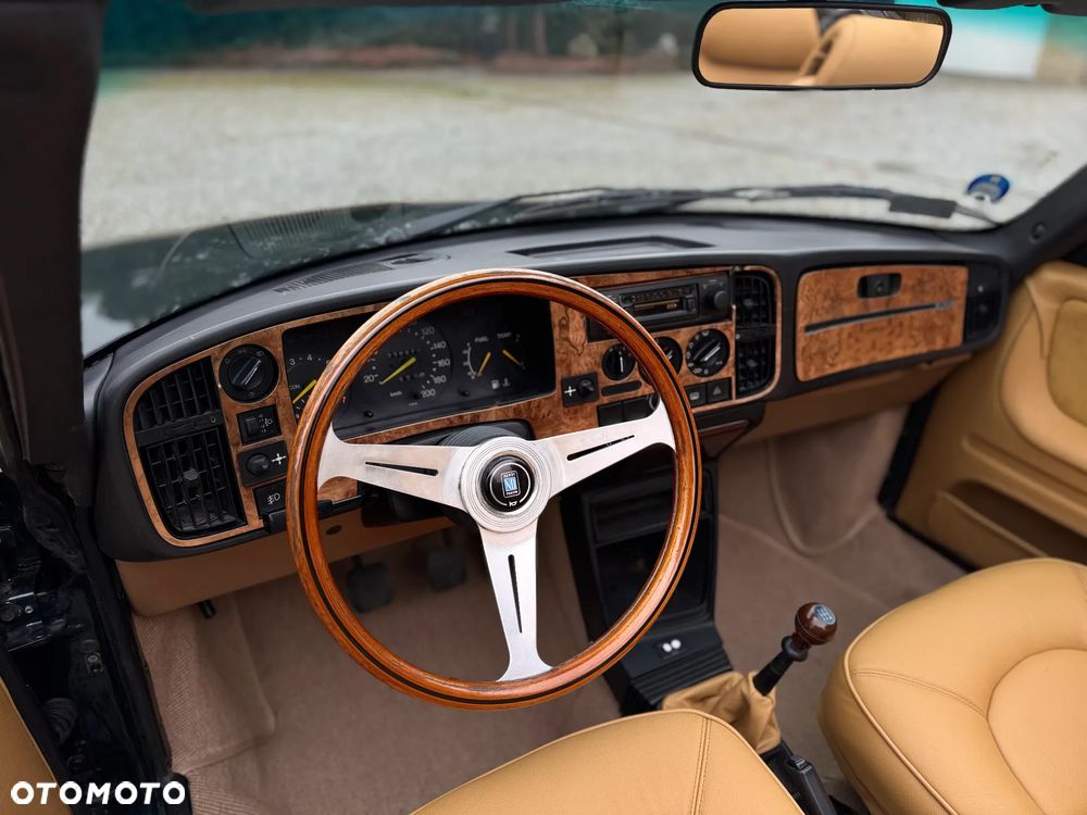 Saab 900 - 3