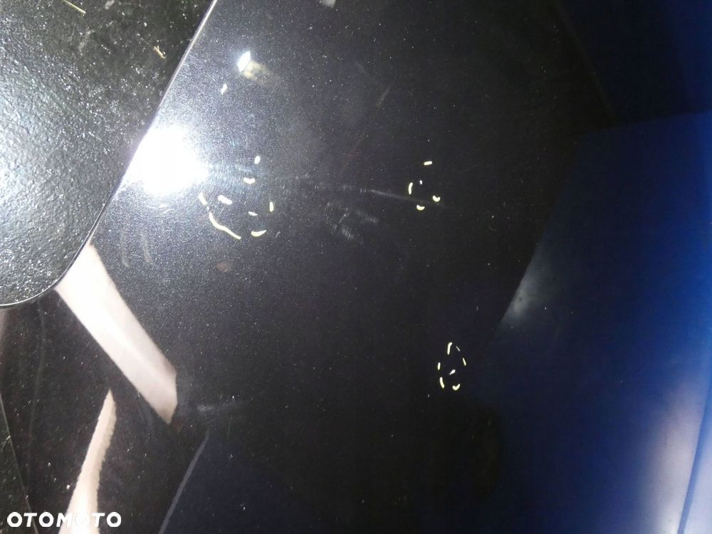 MERCEDES E KLASA W213 MASKA POKRYWA 197 - ODPRYSKI - 6