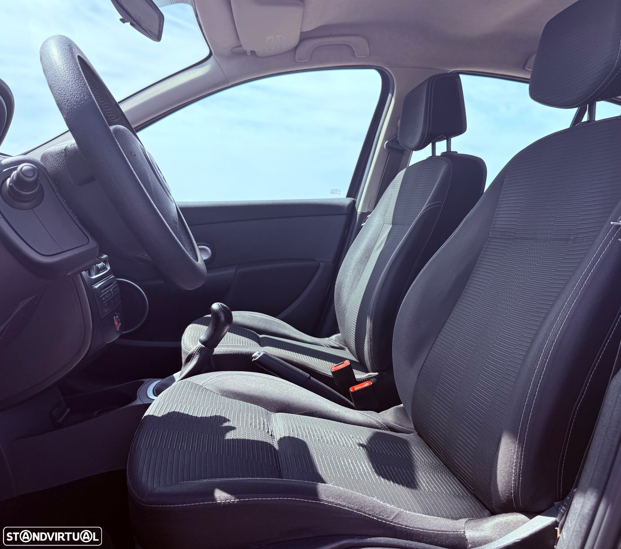 Renault Clio 1.2 16V Fairway - 6