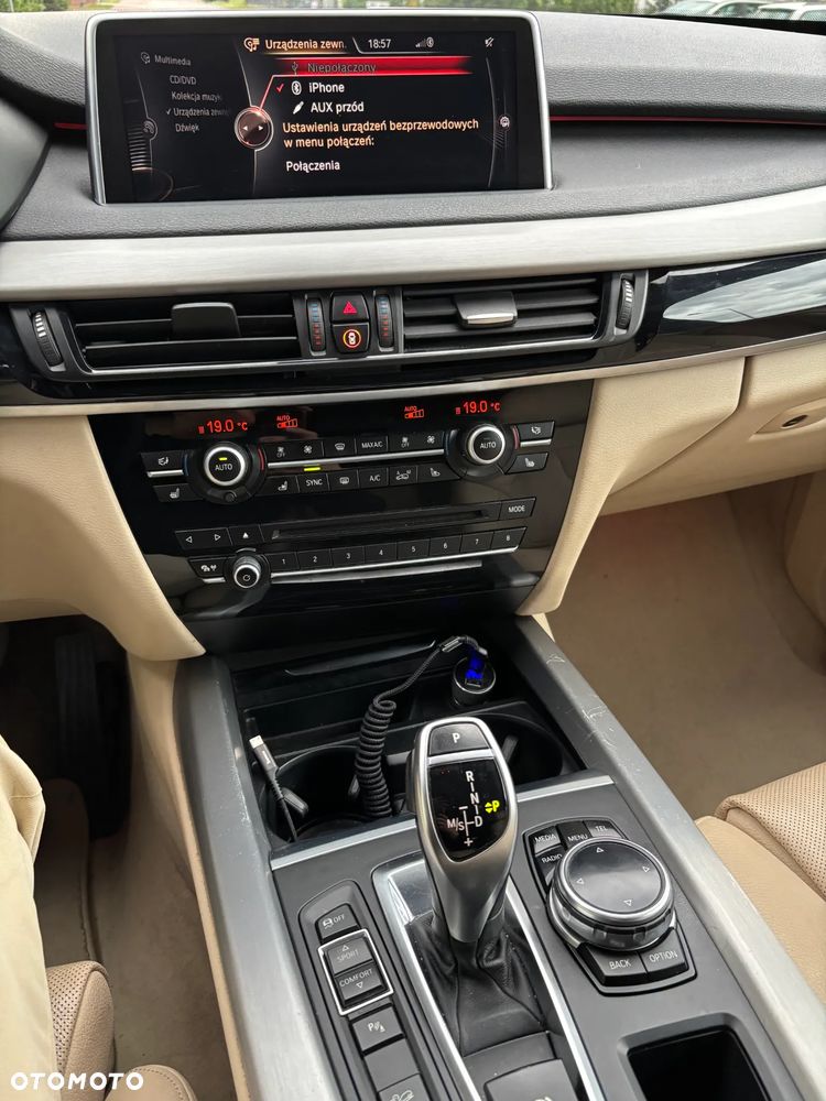 BMW X5 - 22