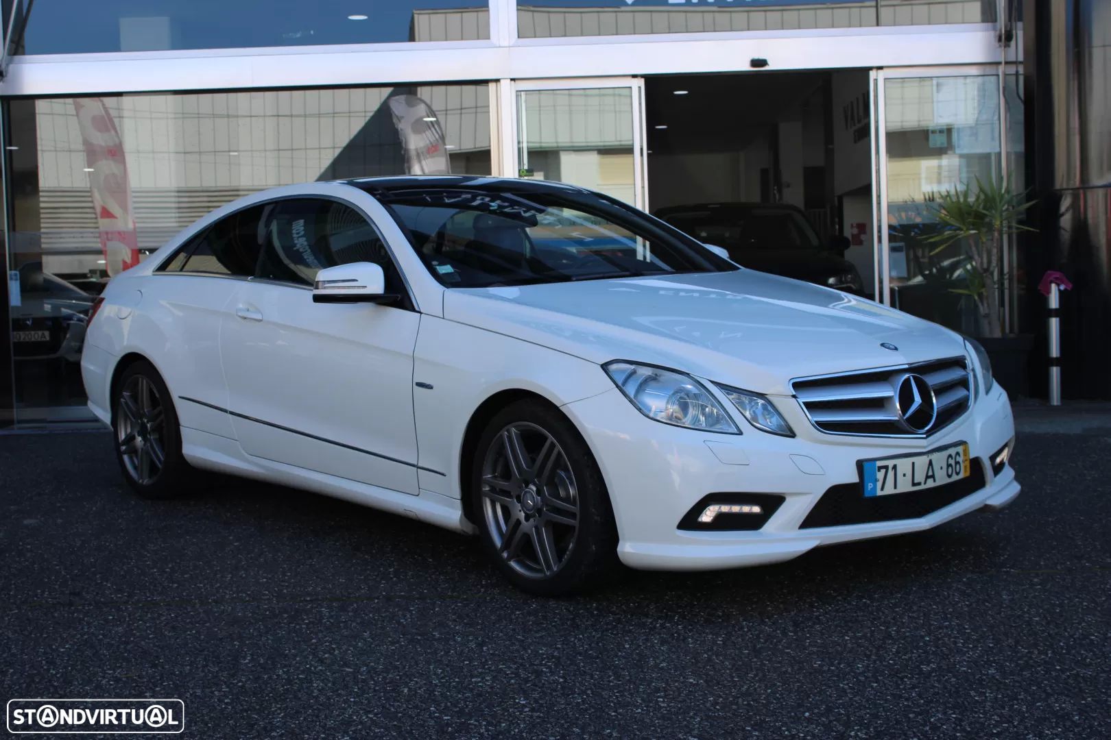 Mercedes-Benz E 250 CDi Avantgarde BlueEfficiency - 1