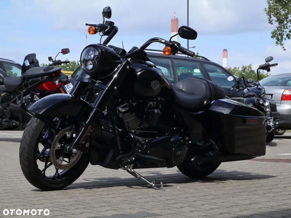 Harley-Davidson Touring Road King - 4