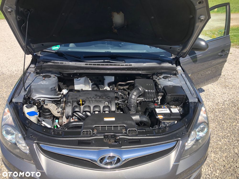 Hyundai i30 1.4 FIFA WM Edition - 16