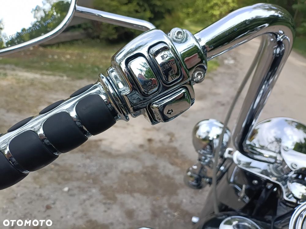 Harley-Davidson Softail Heritage Classic - 24