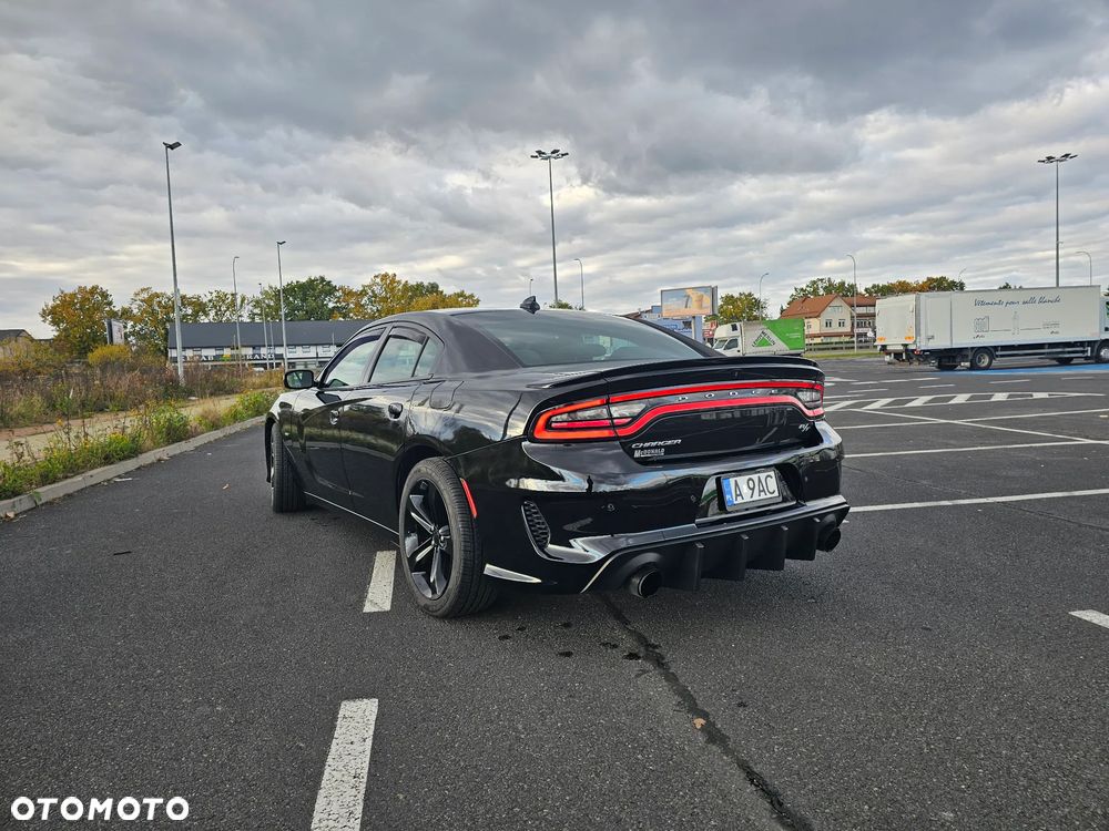 Dodge Charger - 12