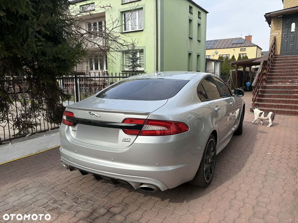 Jaguar XF 35t AWD R-Sport - 12