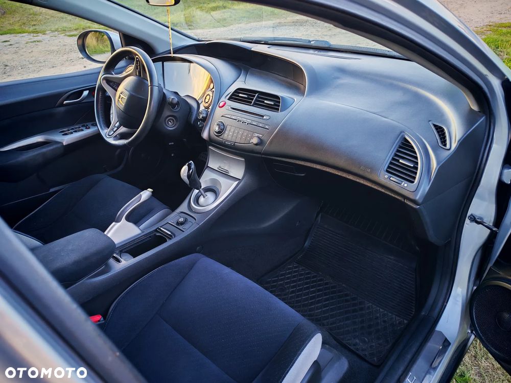 Honda Civic 2.2i-CTDi Comfort - 10