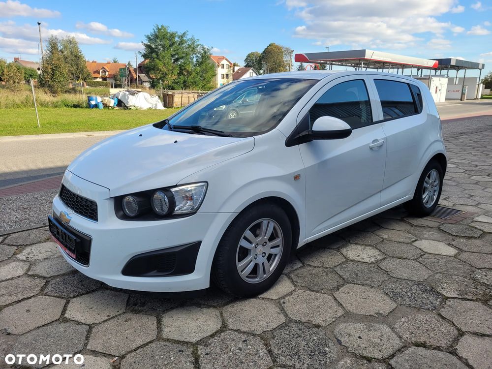 Chevrolet Aveo - 8