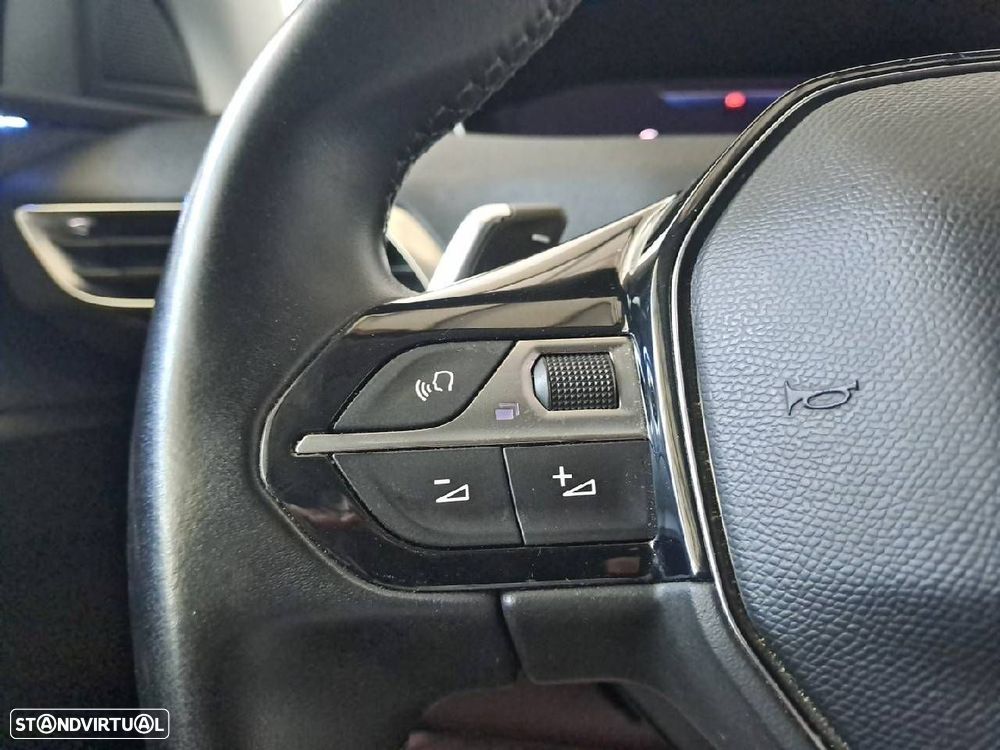 Peugeot 3008 1.5 BlueHDi Allure Pack EAT8 - 16