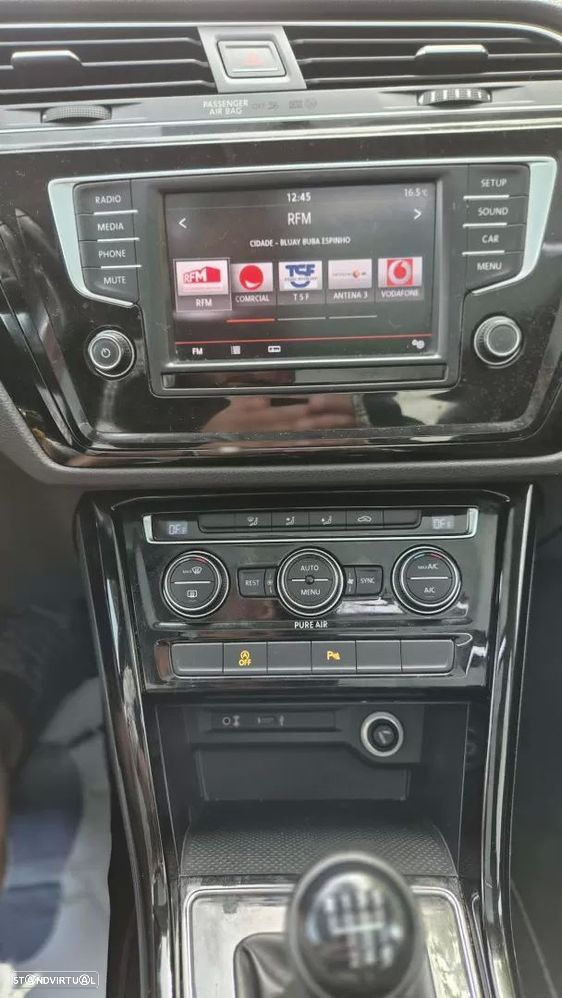 VW Touran 2.0 TDI Highline - 16