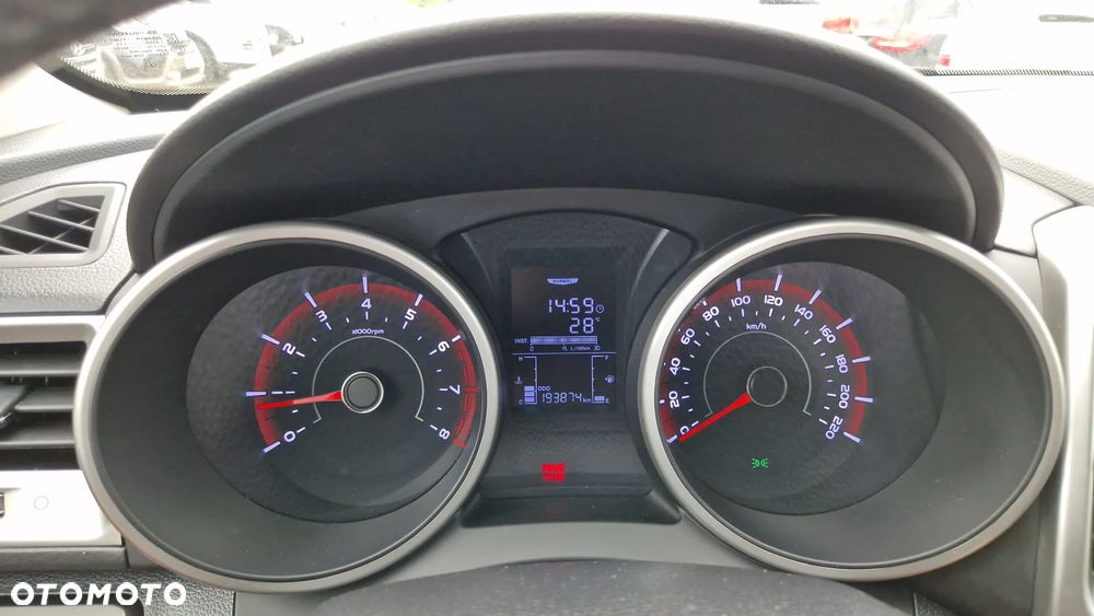 SsangYong/KGM Tivoli 1.6 Onyx - 21