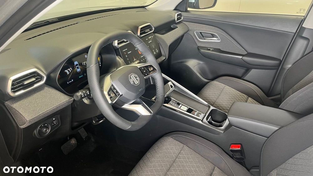 MG ZS Hybrid+ - 20