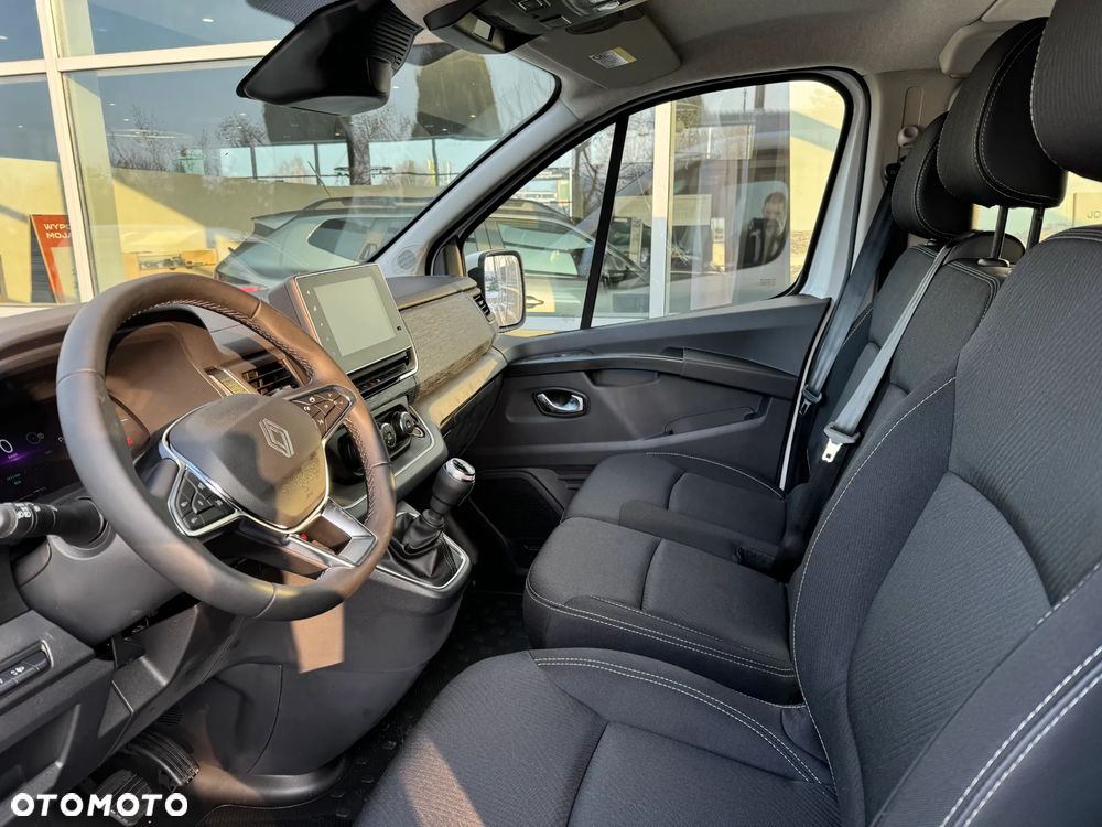 Renault Trafic - 8